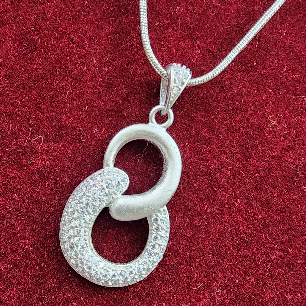 925 Sterling Silver Chain Pendant Set