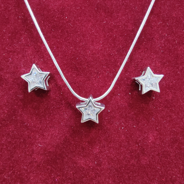 925 silver star shape chain pendant set by 