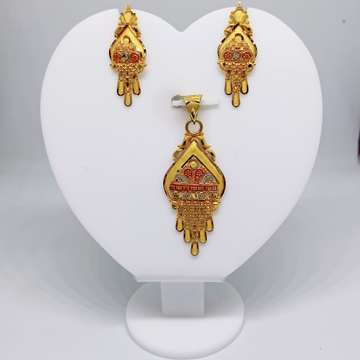 22k gold Contemporary Design hanging pendant set by 