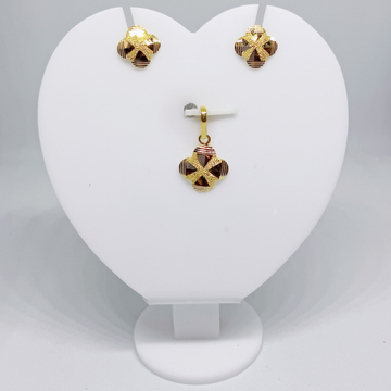 18k gold Trendy flower design pendant set by 