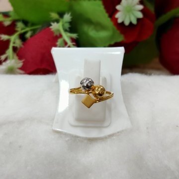 916 Plain Gold Fancy Ladies Ring by 