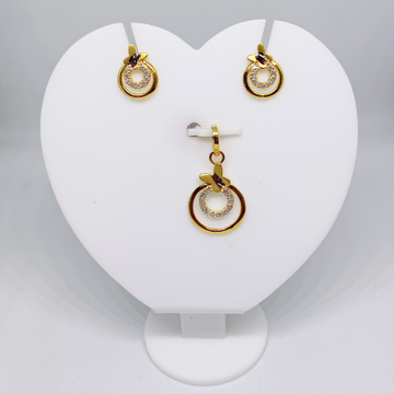 18k gold butterfly Design CZ pendant set by 