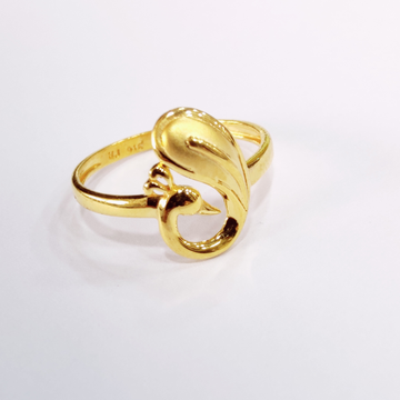 916 Plain Gold Peacock Design Ladies Ring by 