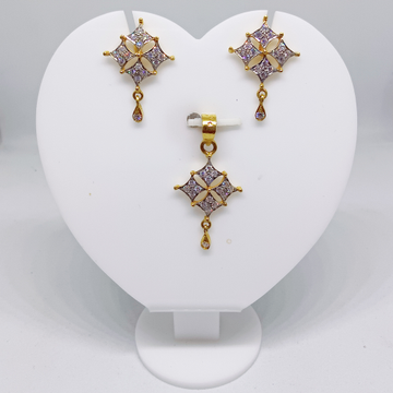 916 Gold Square Shape Hanging Pendant Set by 