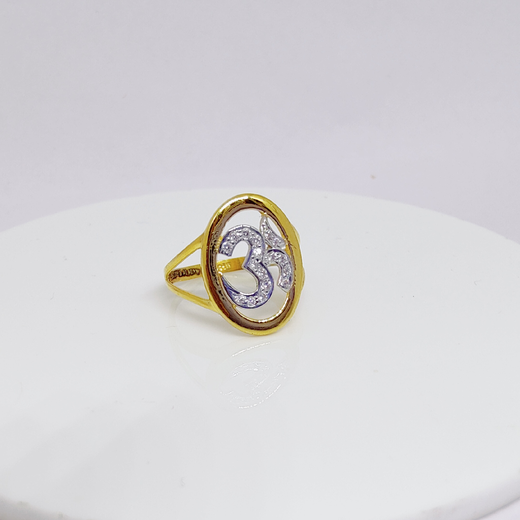 22k gold exclusive om design ladies ring