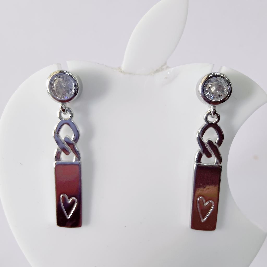 925 Sterling Silver Exclusive Heart Shape Hanging Earrings