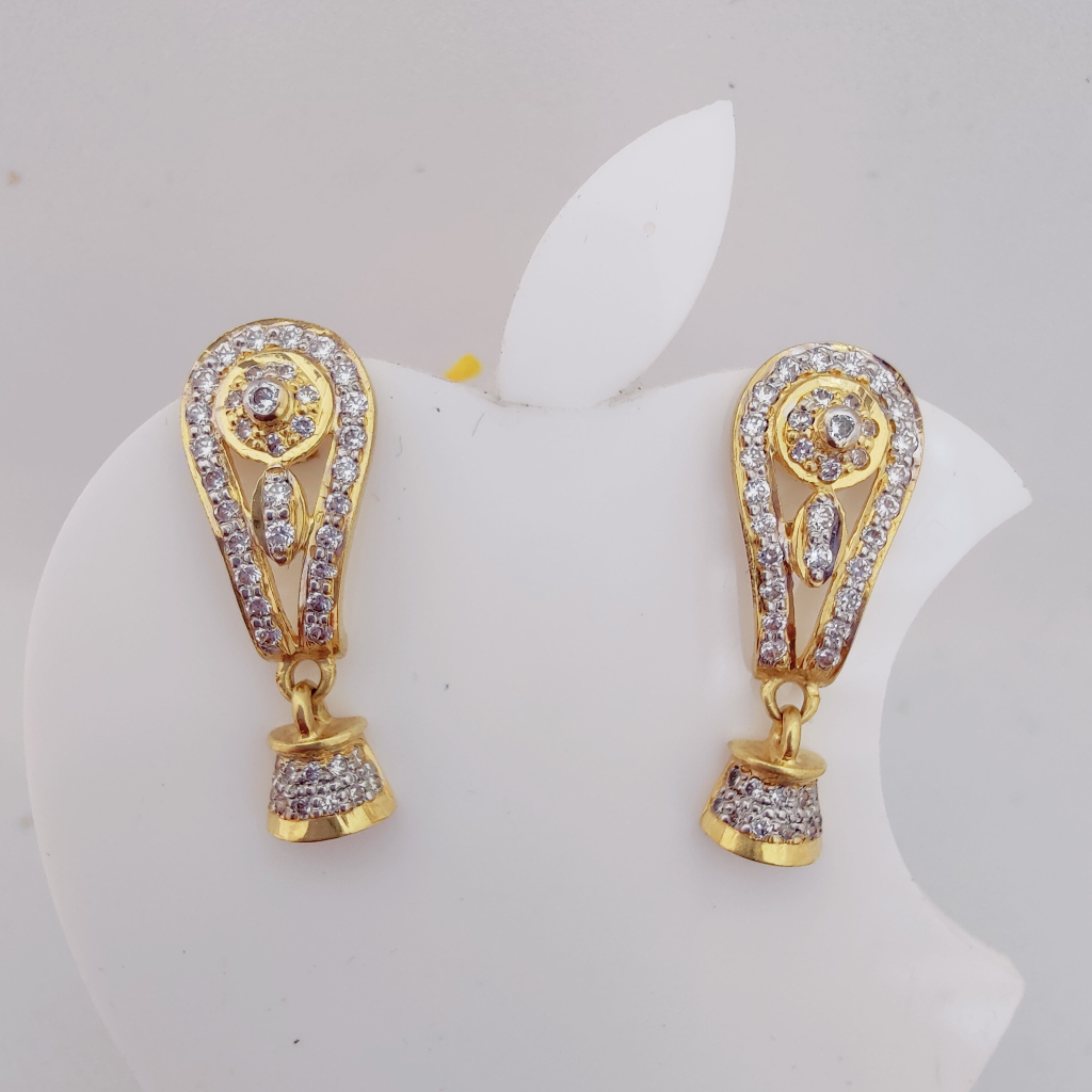 22k Gold Exclusive Hanging Stone Earring