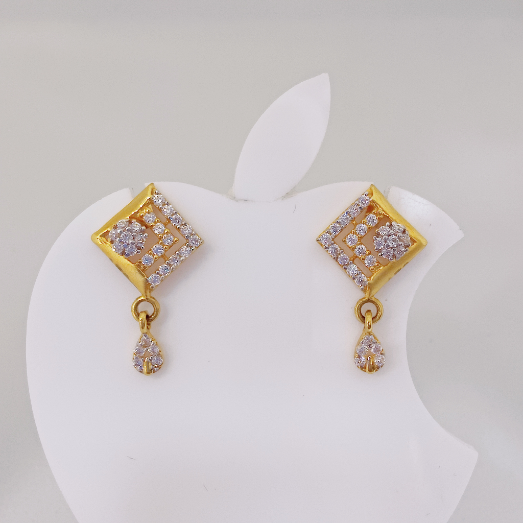 22k gold exclusive solitaire hanging ladies earring