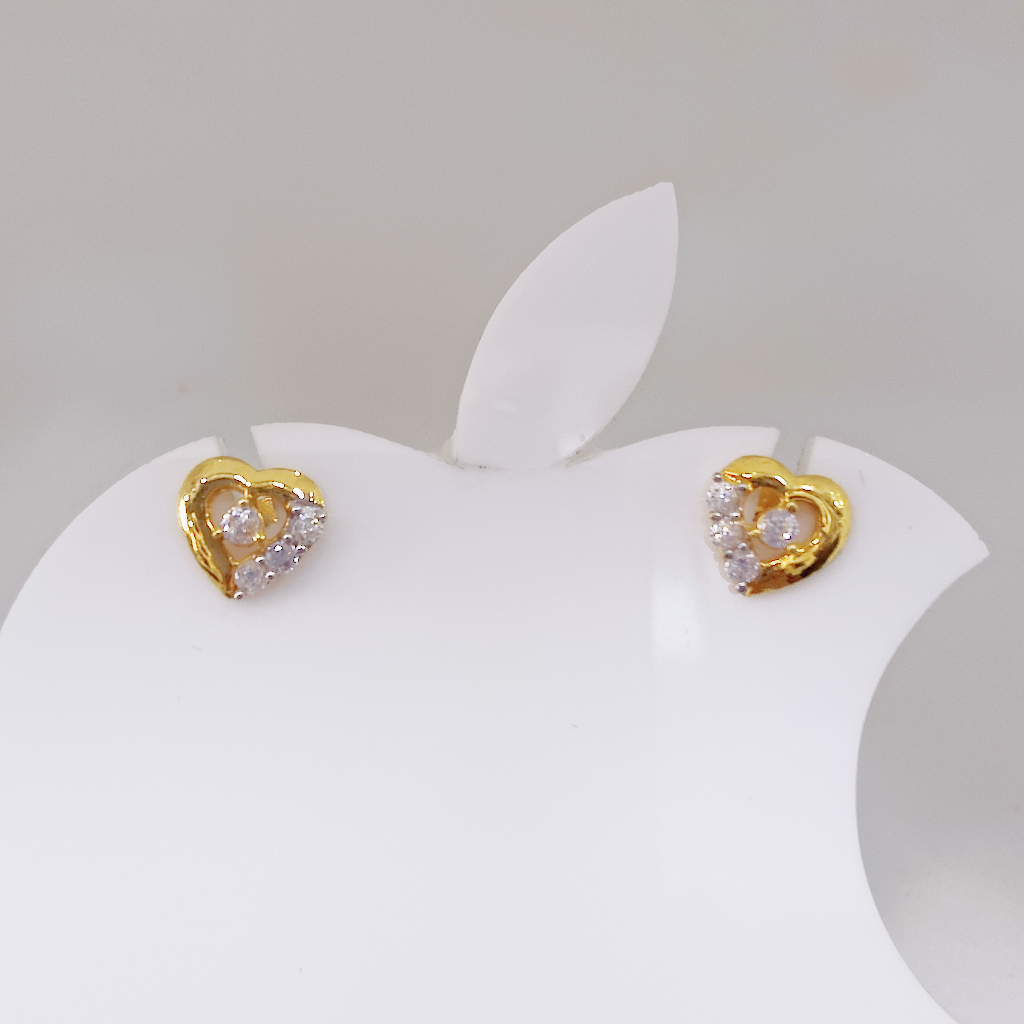 18k Gold Exclusive Small Heart Shape Earring