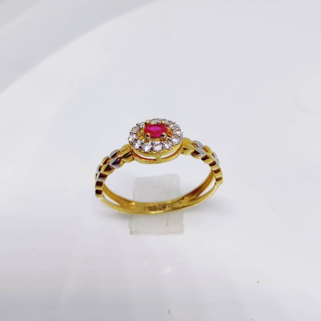 22k gold red Color stone ladies ring