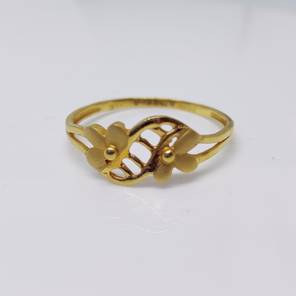 22k Gold Flower Design Exclusive Ring