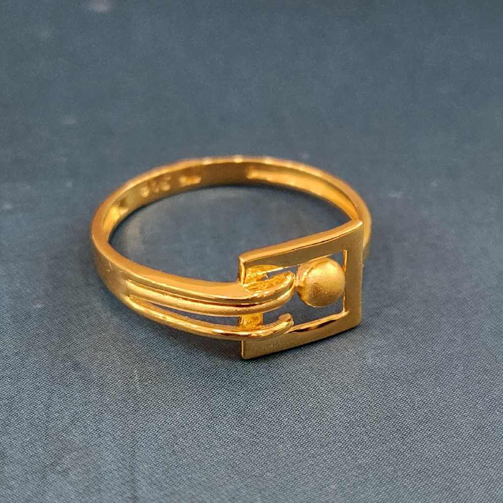 22k gold exclusive plain fancy ladies ring