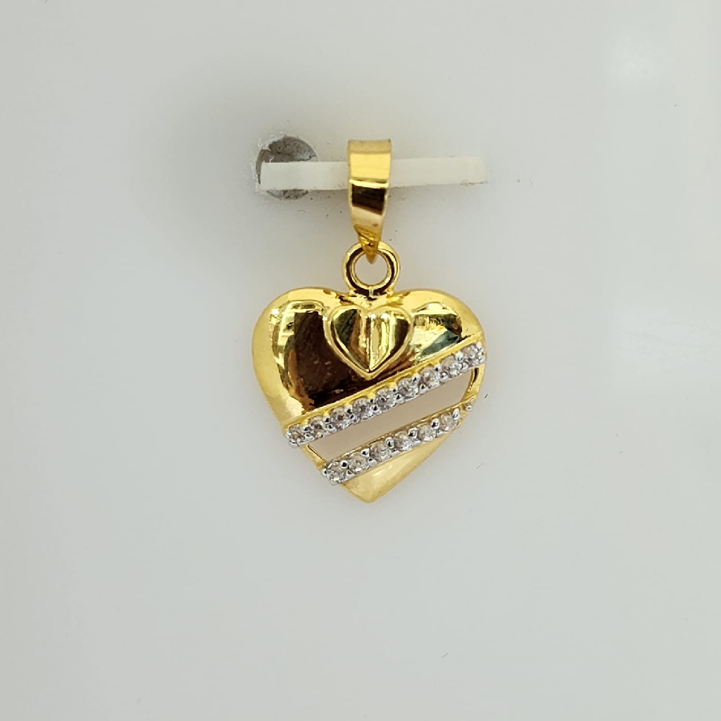 18k gold exclusive heart shape pendant