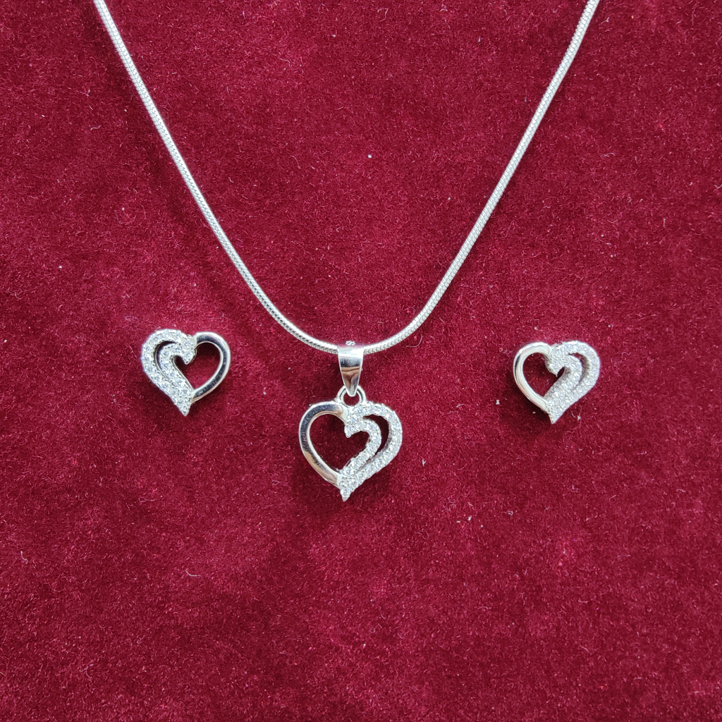 925 silver heart shape chain pendant set