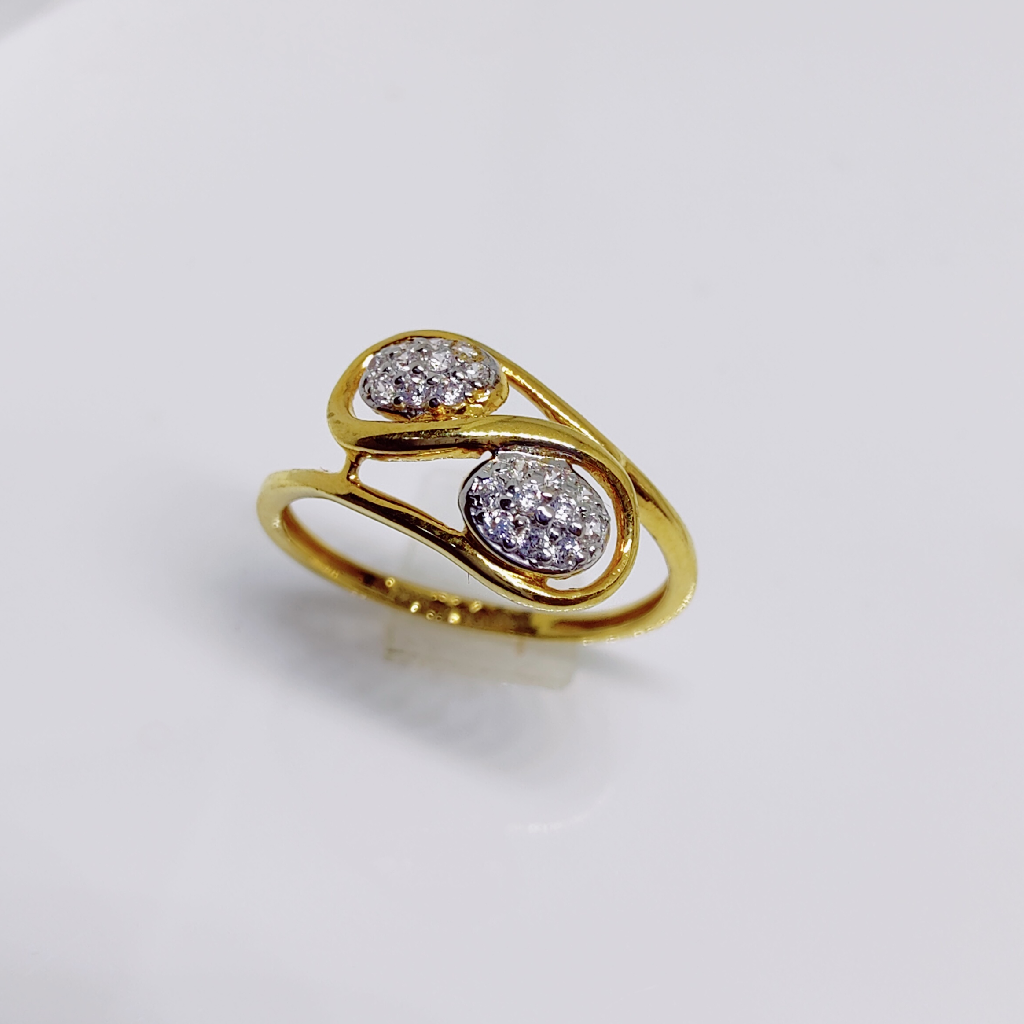 22K Gold Cross Diamond Ladies