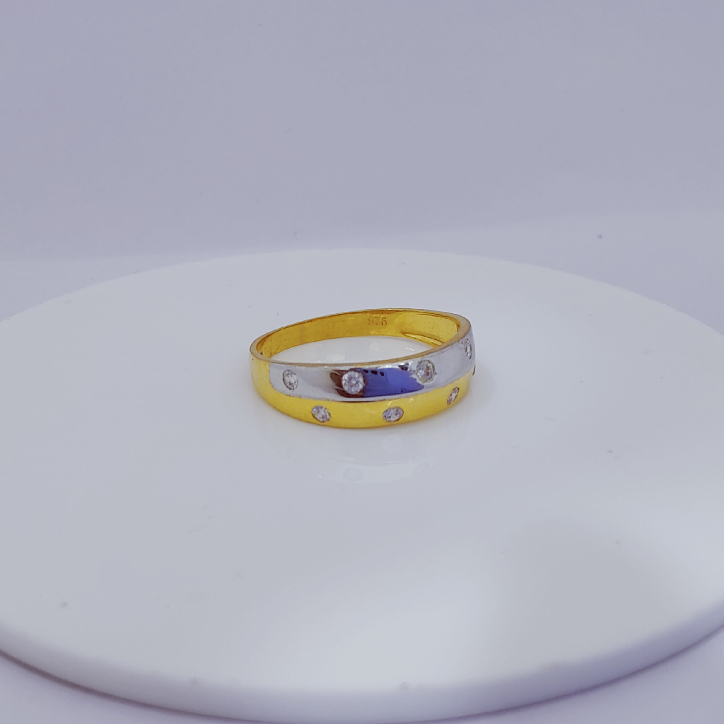 22k Gold Exclusive Round Shape Ring