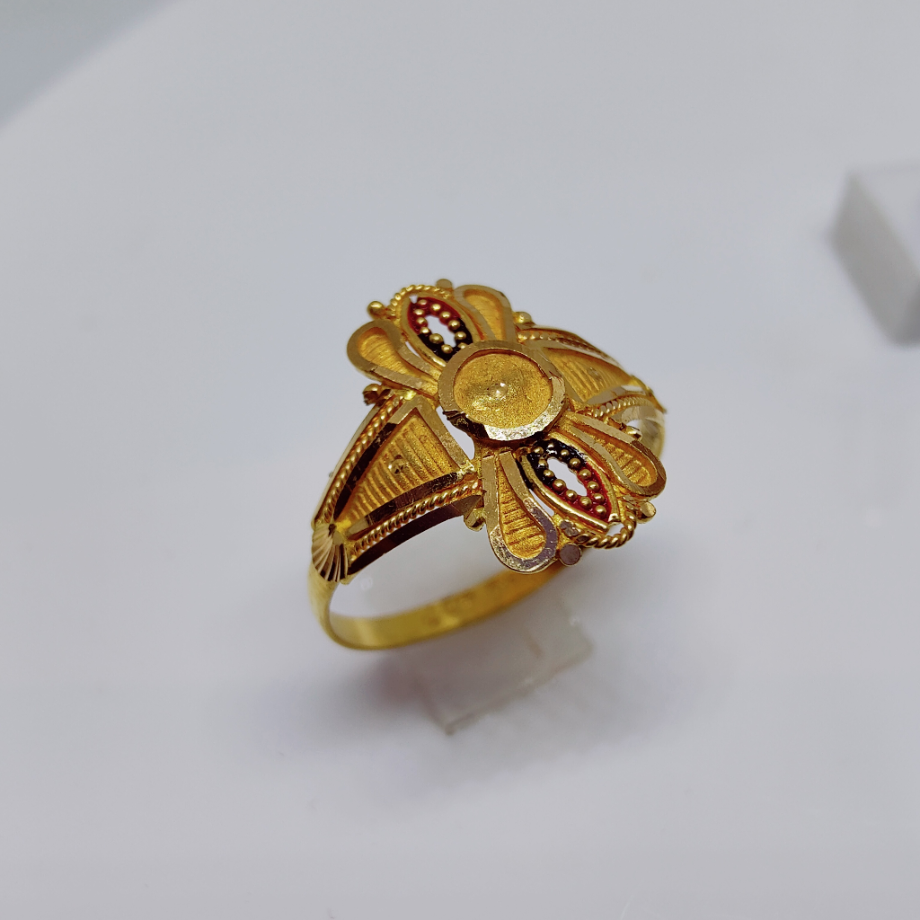 22k gold plain ladies ring