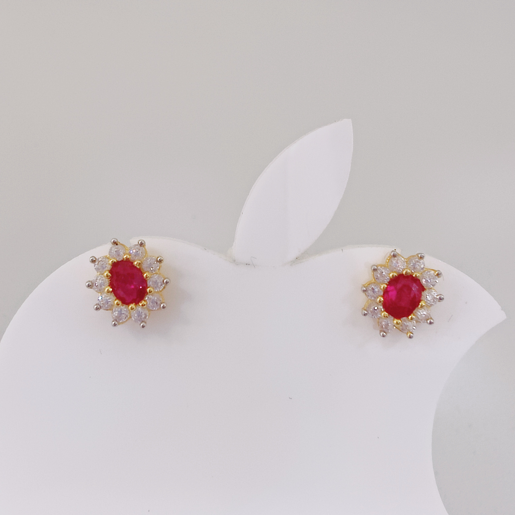18k Gold Exclusive Red Stone Earring