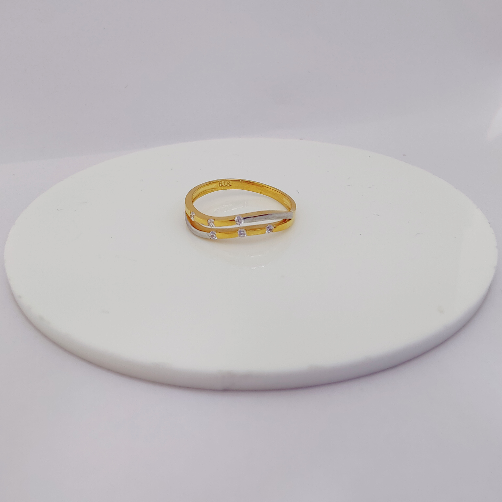 22k Gold Exclusive Round Shape Ring