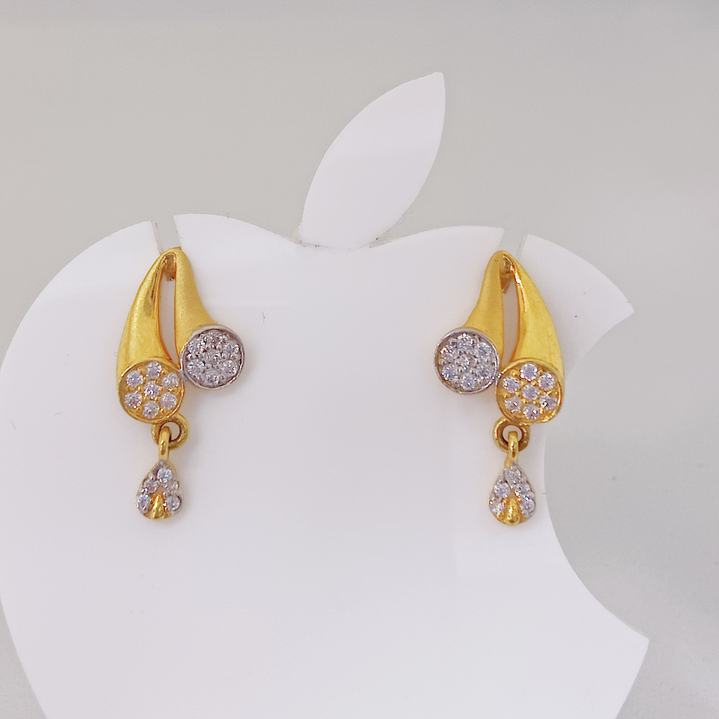 22k gold exclusive diamond ladies earring