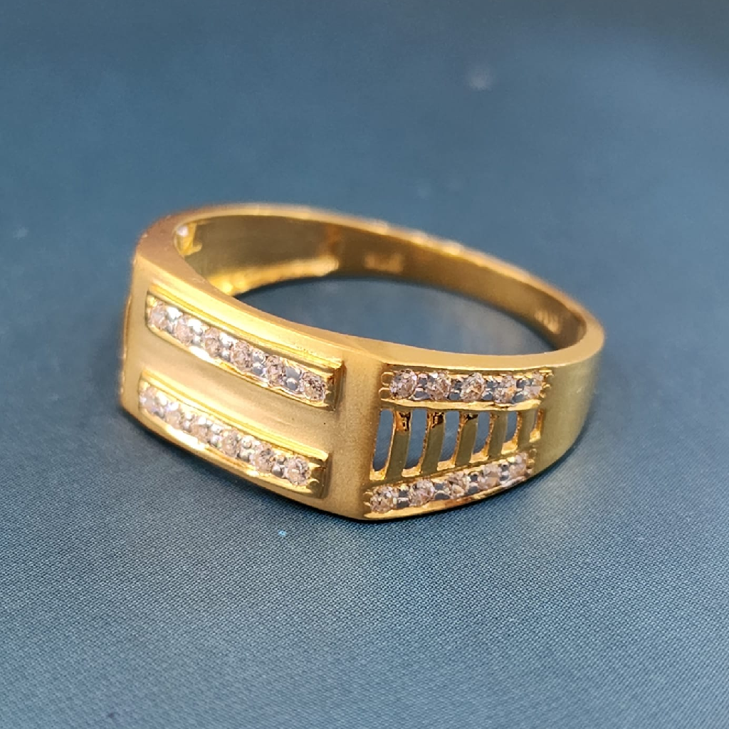 22K Gold Exclusive Fancy Gents Ring