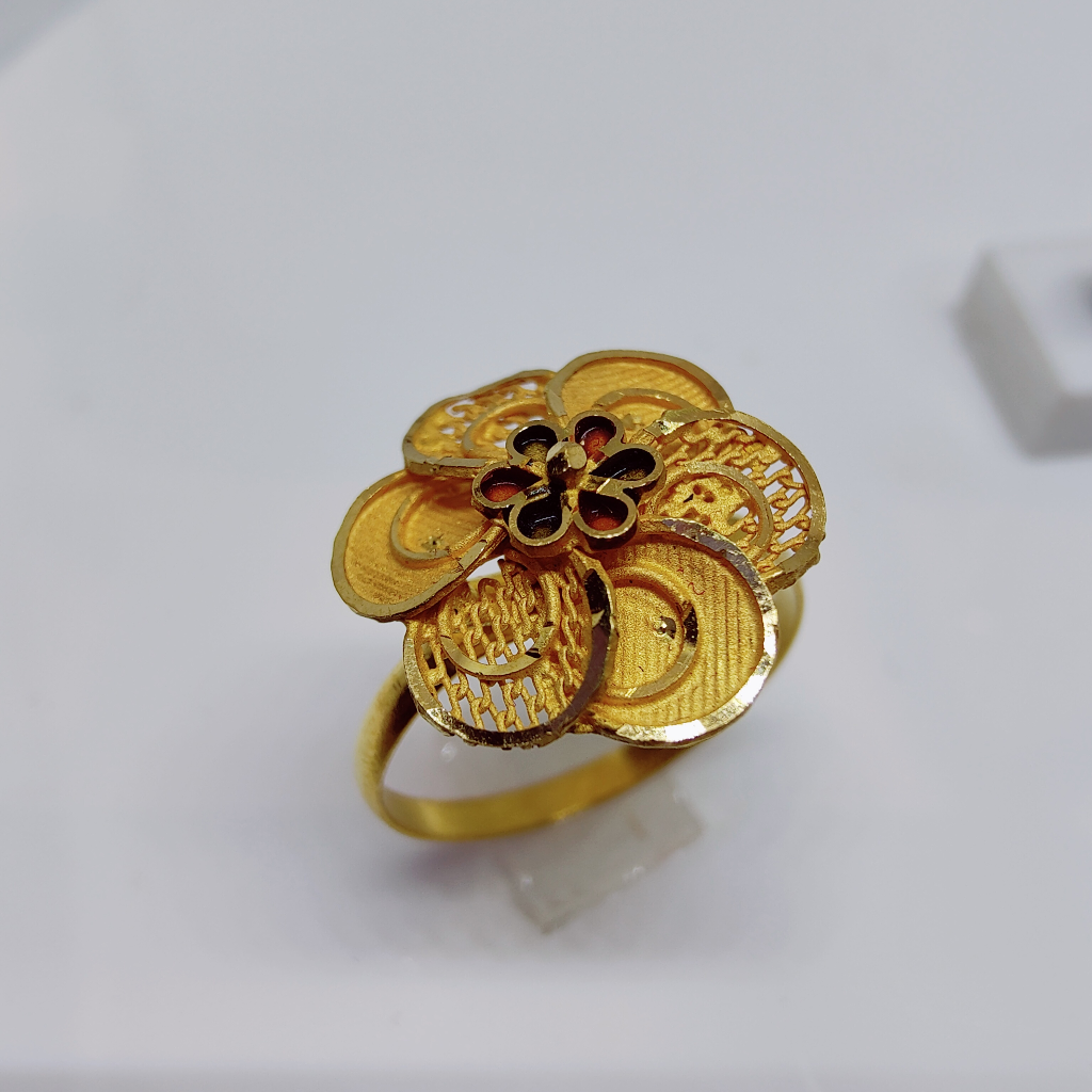 22k gold flower design ring