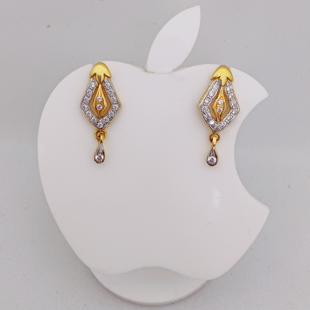 22k Gold Exclusive Ovel Shape Earring