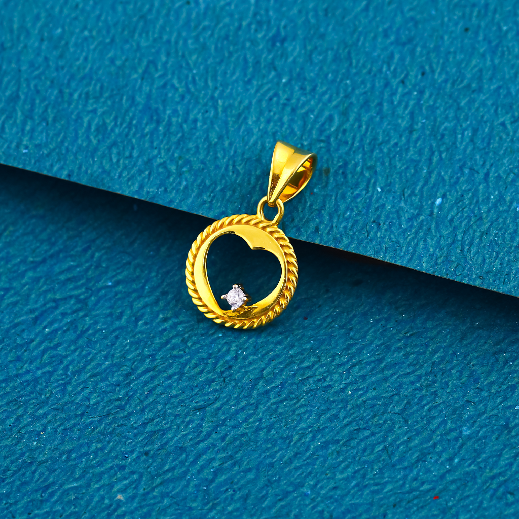 22K Gold Delite Pendant 