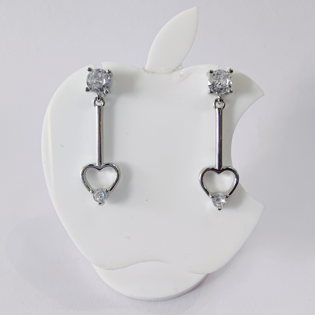 925 Sterling Silver Exclusive Heart Shape Hanging Earrings