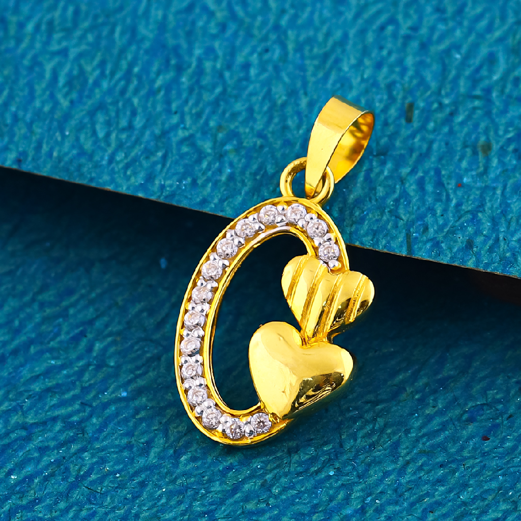 18k gold heart shape diamond collection pendant