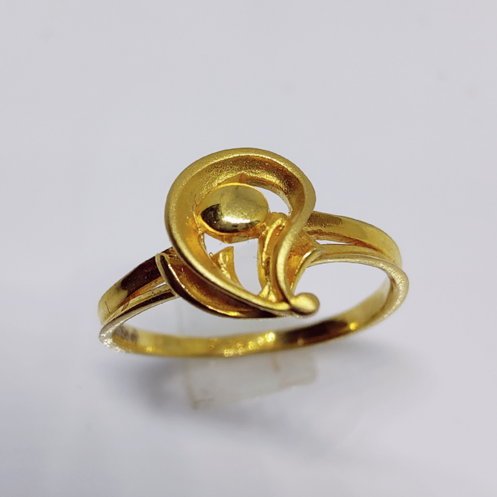 916 gold mango shape ring