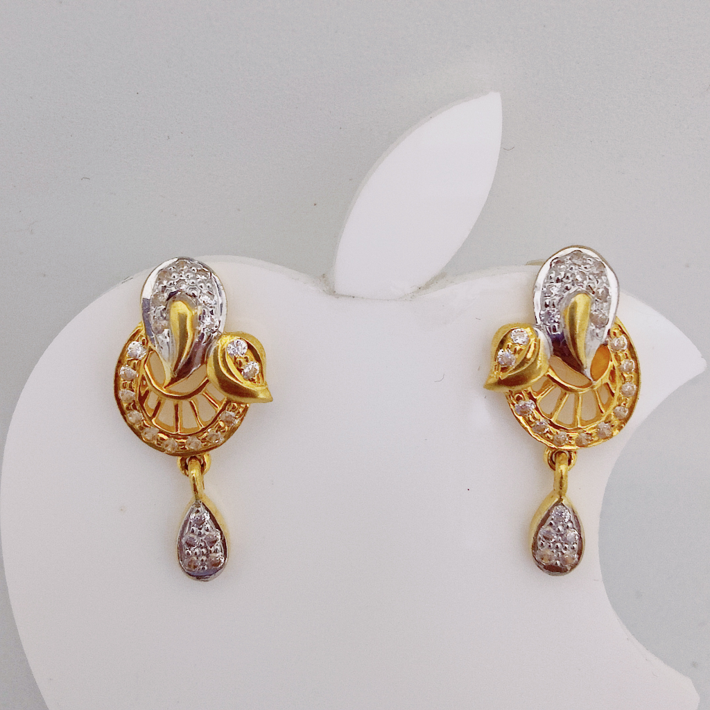 22k Gold Exclusive Stone Earring