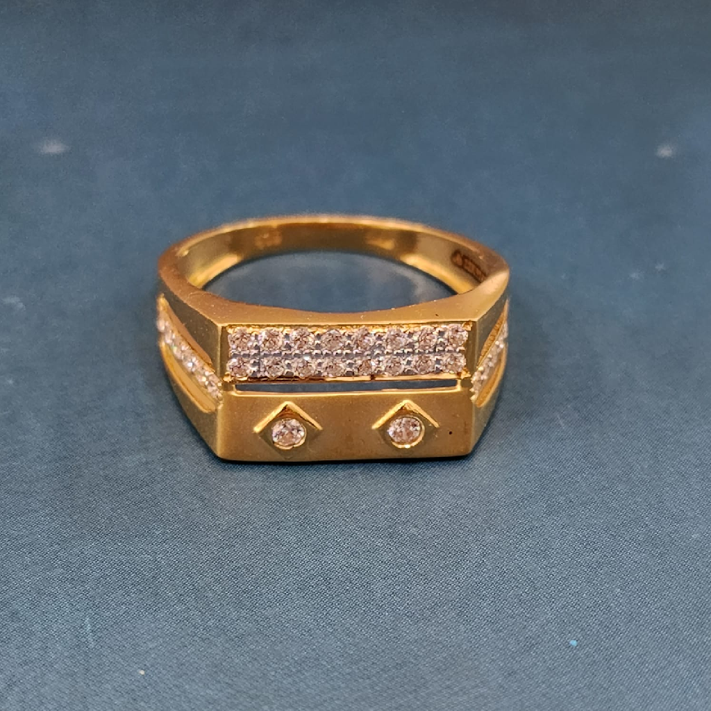 22K 916 Gold Exclusive Stone Gents Ring