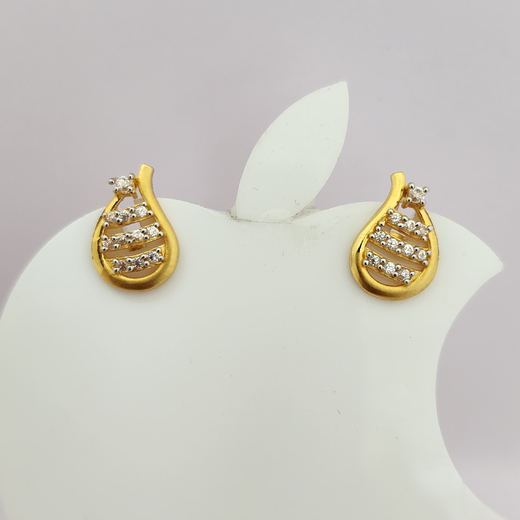 18k Gold Exclusive Pendant Set