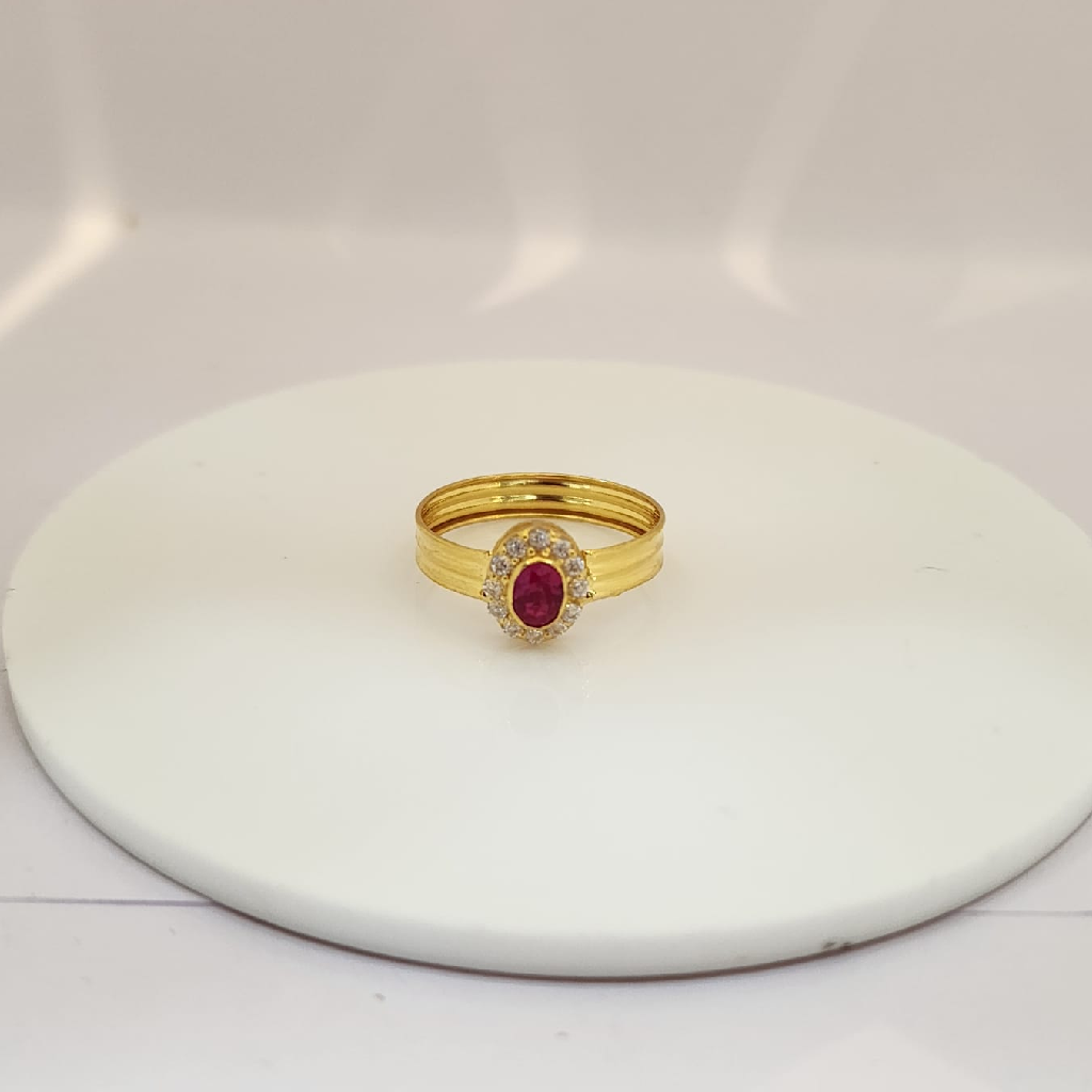 18k gold exclusive stone ring