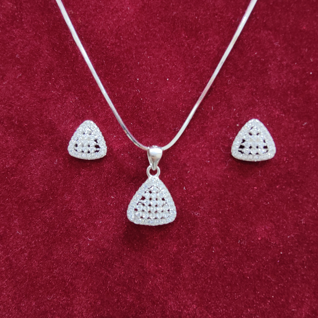 925 silver oval shape chain pendant set