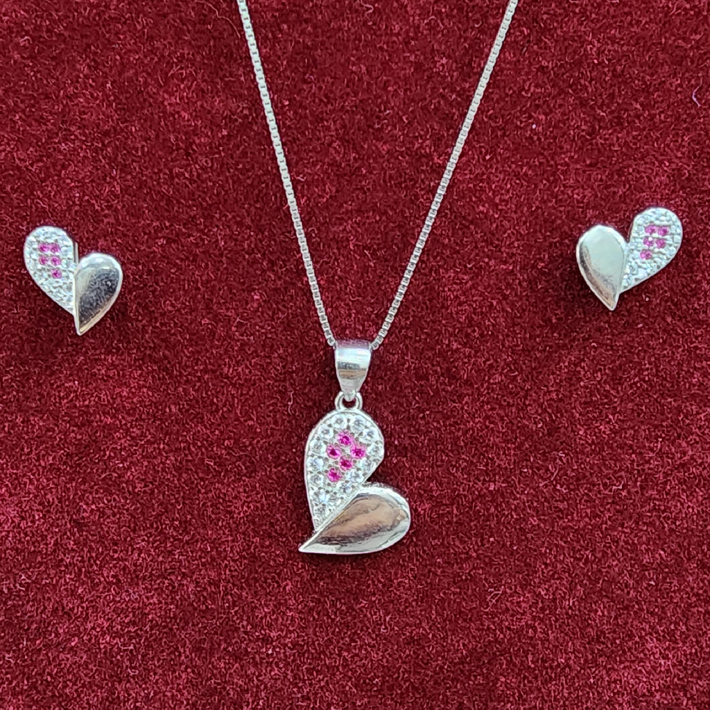 925 Sterling Silver Heart Shape Chain Pendant Set
