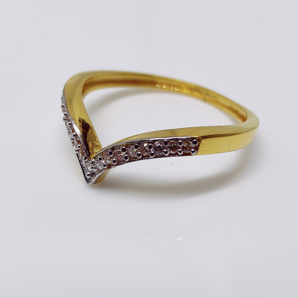 22k gold v shape ladies ring