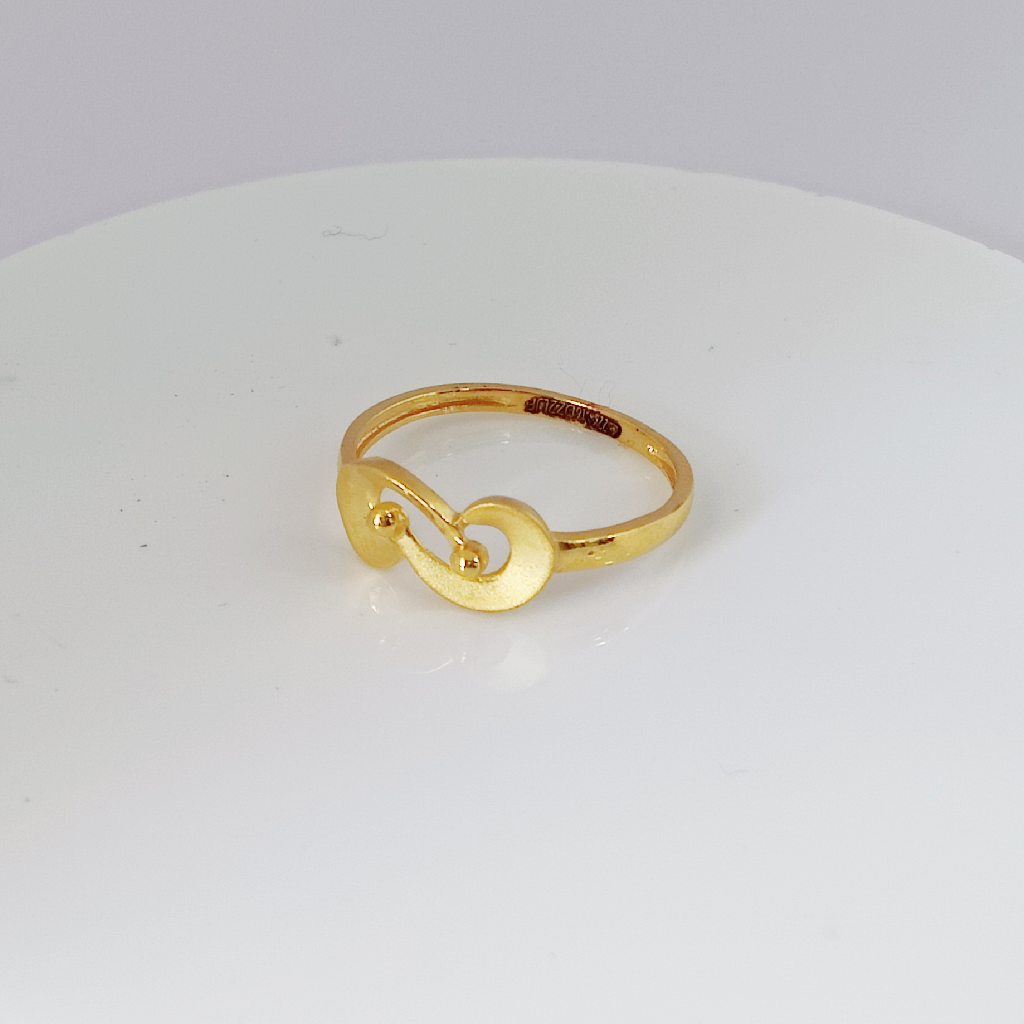 23k gold plain ladies ring